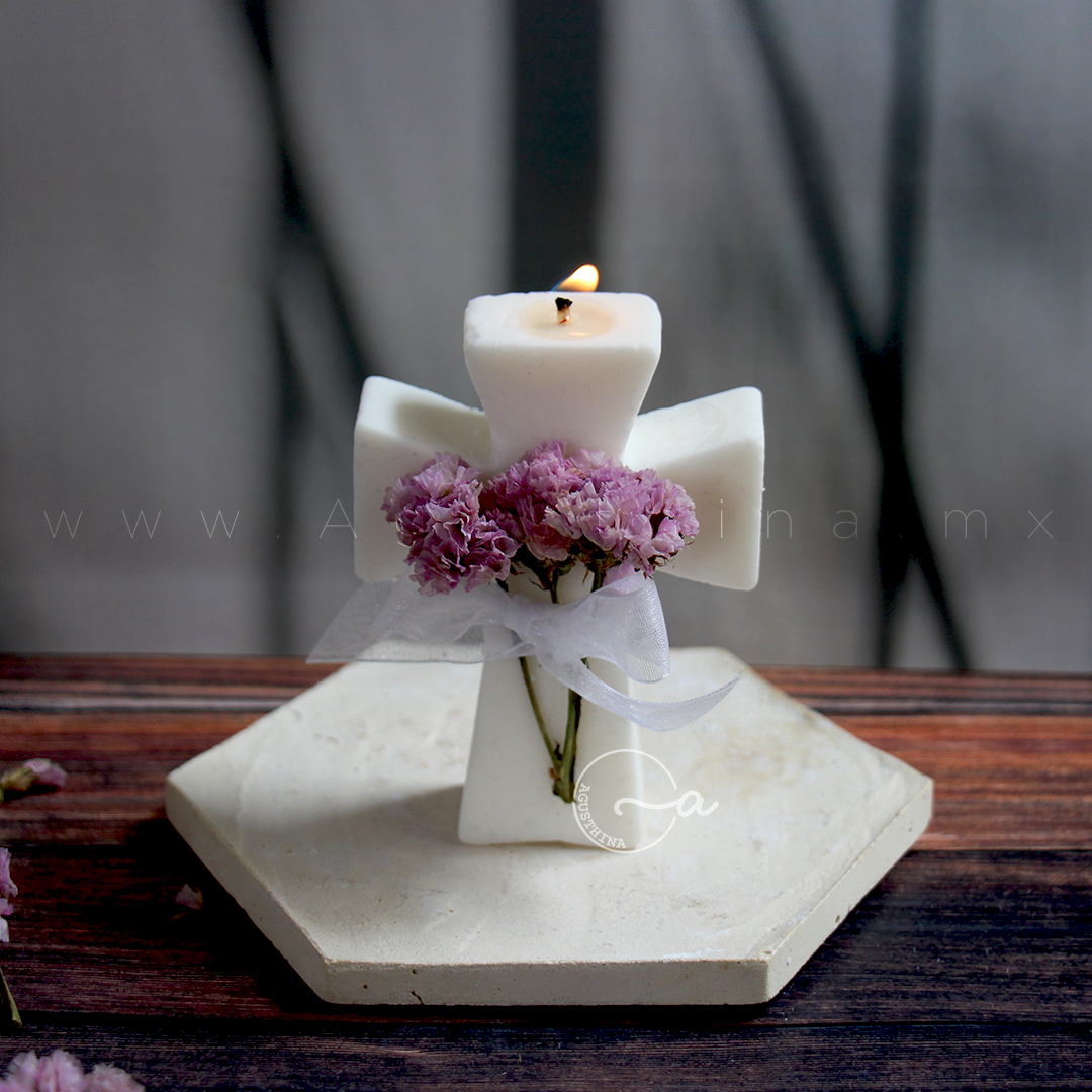vela de soya en forma de cruz