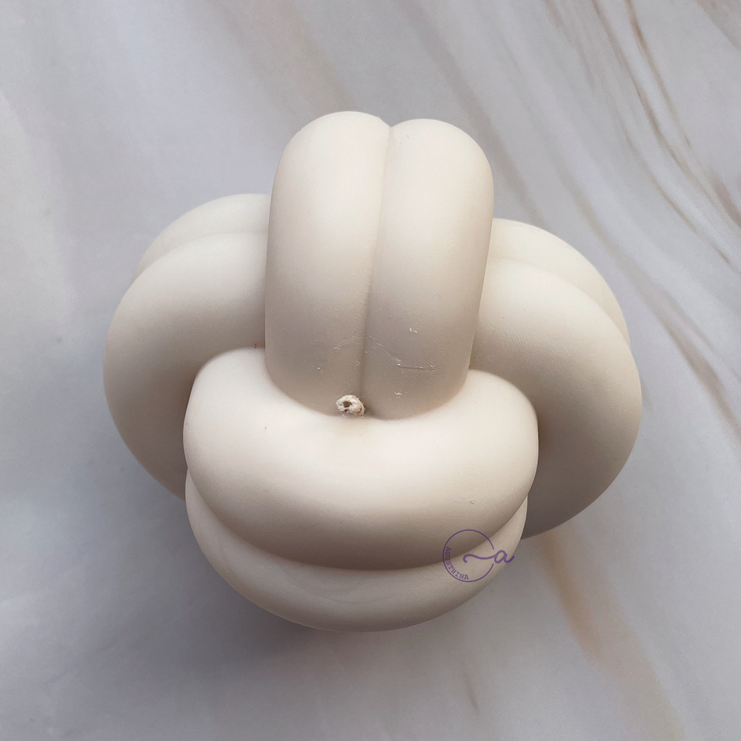 vela soya forma de nudo grande