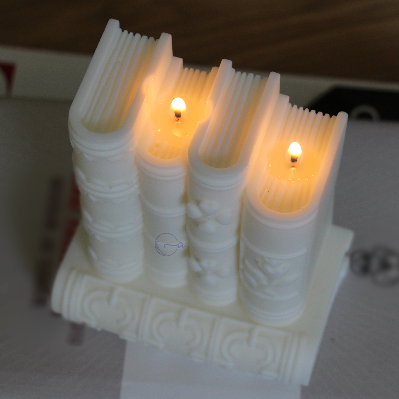 vela de soya en forma de libros