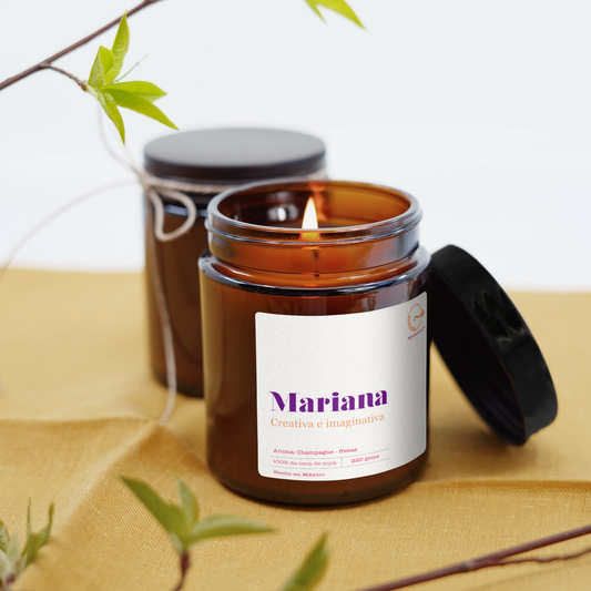 vela de soya para regalar con nombre MARIANA