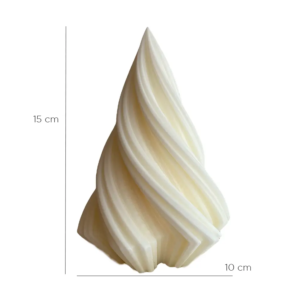 vela de soya navideña en forma de pino geometrico